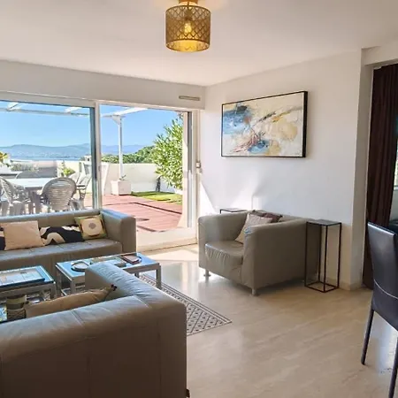Lägenhet Exceptional Rooftop Terrace With Panoramic Sea View Saint-Raphaël