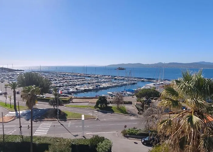 Exceptional Rooftop Terrace With Panoramic Sea View Saint-Raphael (Var)